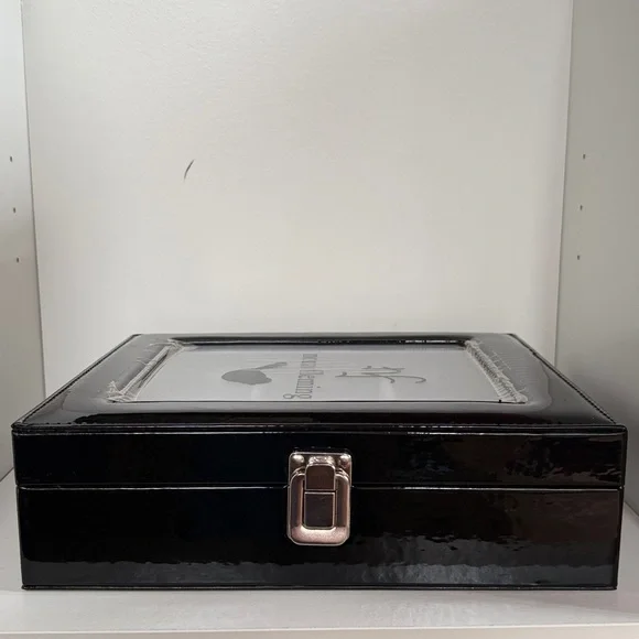 Brand New in Box - Nora Fleming Charm Storage Case - Glossy Black Display Case - Picture 3 of 3